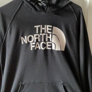 Black north face hoodie